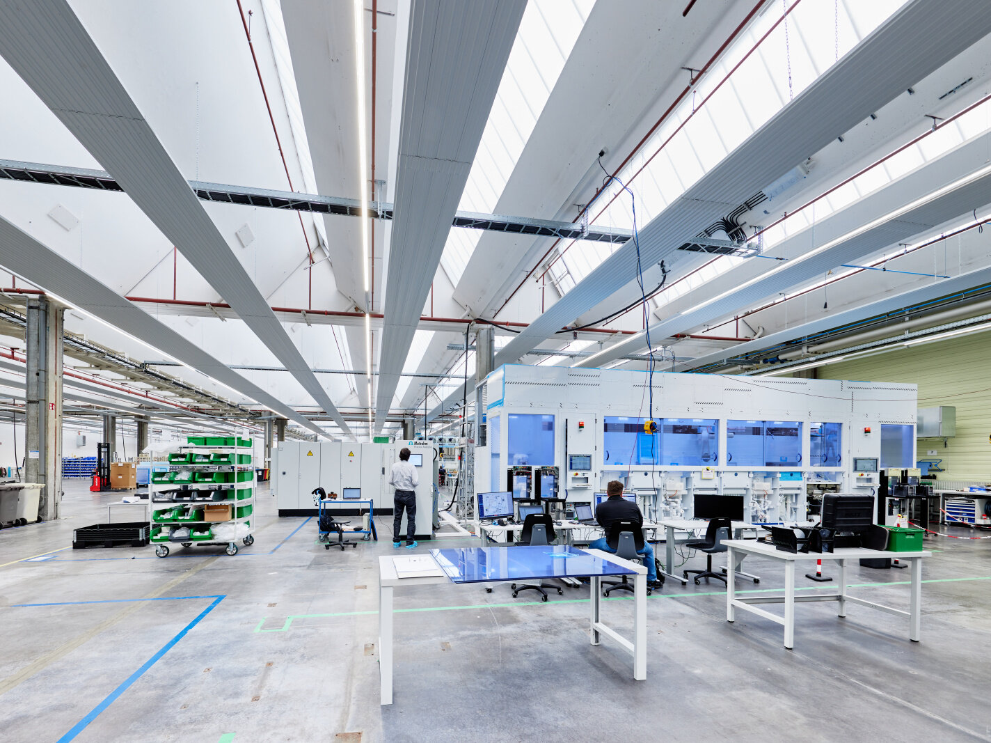 Zehnder ZFP, RHC, CP, Ceiling Panel, Zehnder, Reference, warehouse, production, hall, Rena, Mönchweiler